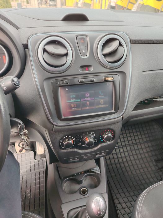Vând sau schimb Dacia Lodgy Stepway Stepway