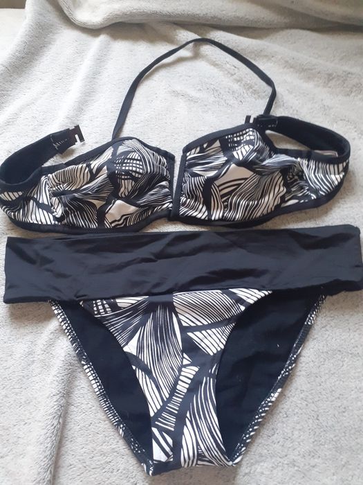 CALZEDONIA costume baie 2 piese/38.40.42