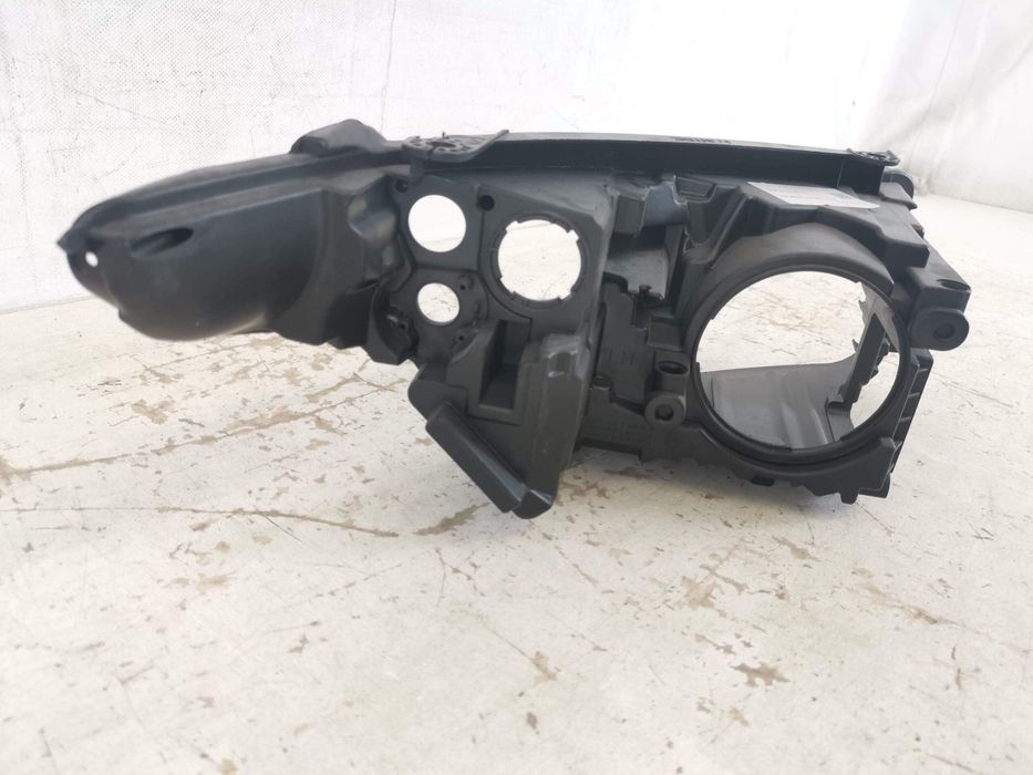 Корпус На Фар Ляв Ленд Роувър Рейндж Роувър Евок / Land Rover Range Ro