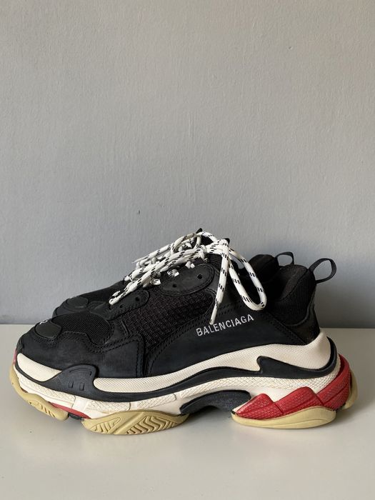 WTS Balenciaga Triple S Bred size 42