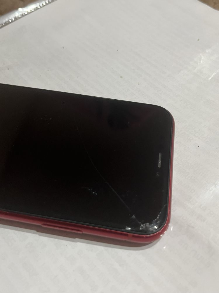 Vand Iphone XR 100% baterie, 64 gb