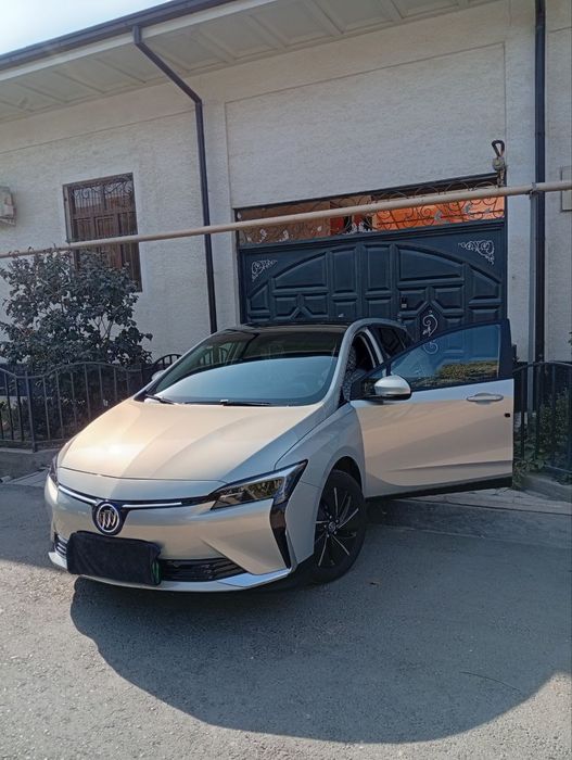 Продается электромобиль