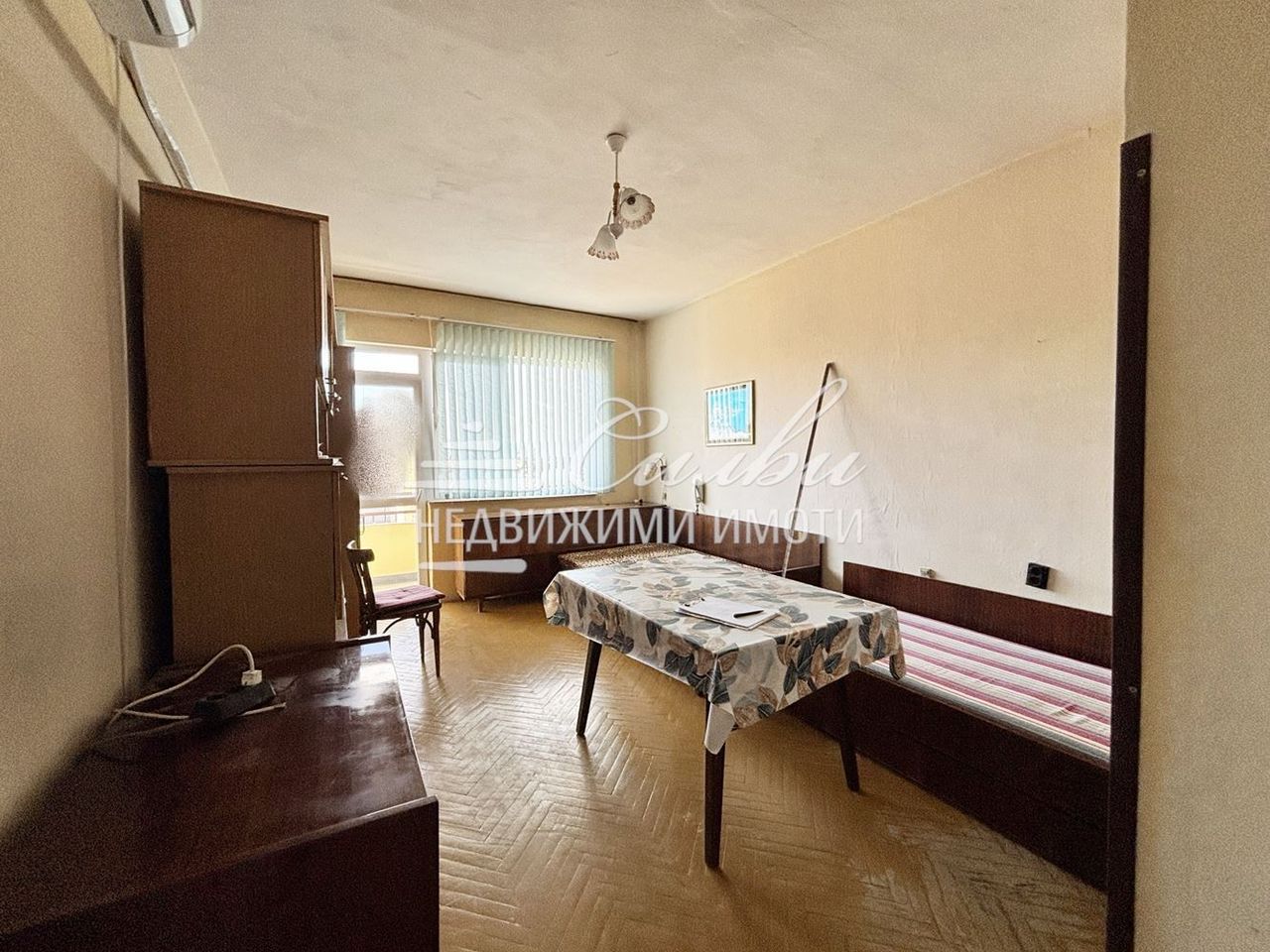 Продава се Двустаен апартамент в Нови пазар - 64 кв.м за 729 €/кв.м - Снимка #1