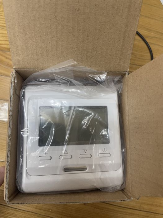 Продам регулятор теплого пола