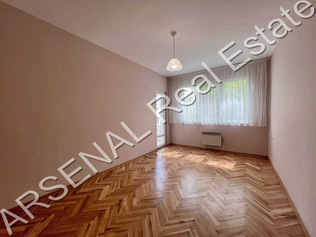 Дава се под наем Тристаен апартамент в София, Редута - 120 кв.м за 650 € - Снимка #5