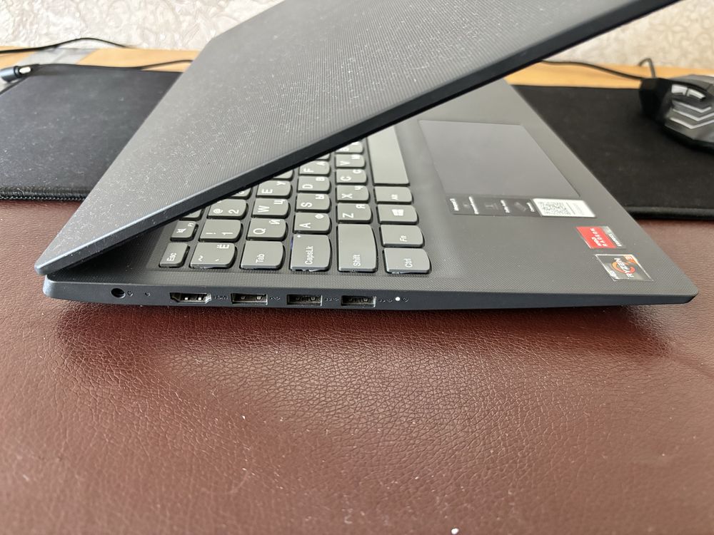 Ноутбук Lenovo Ideapad 3 15ADA05
