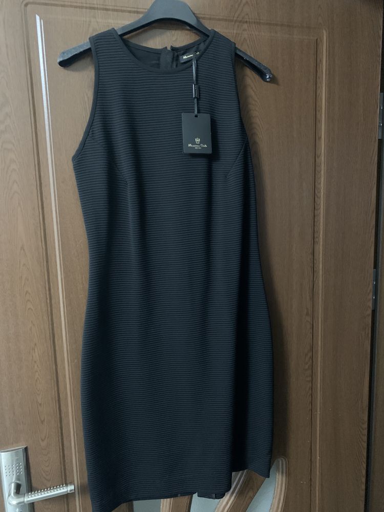 Дамска чисто нова рокля Massimo Dutti