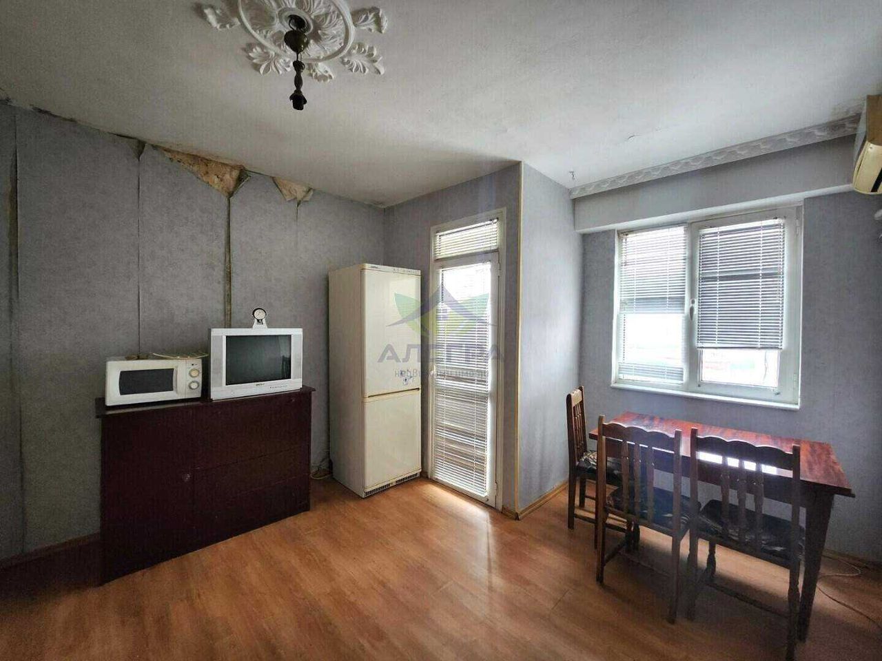 Продава се Едностаен апартамент в Пазарджик, Окръжна болница - 42 кв.м за 846 €/кв.м - Снимка #1