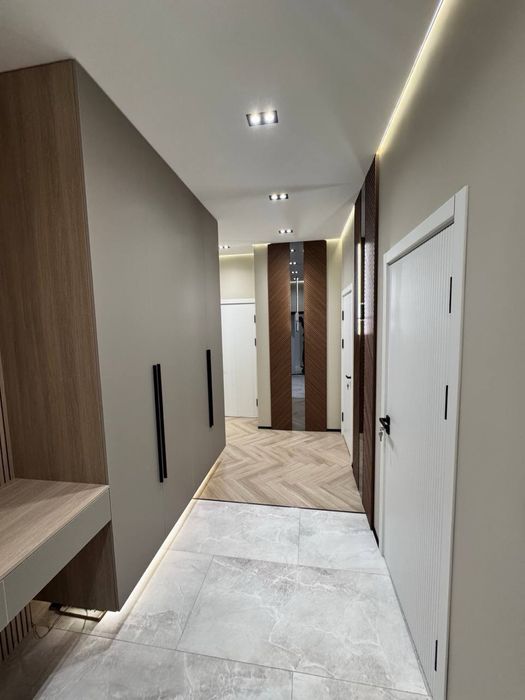 3/1/6 Лисунова,  ЖК Дубовый городок, мебель техника, 75м2, 100 000 уе