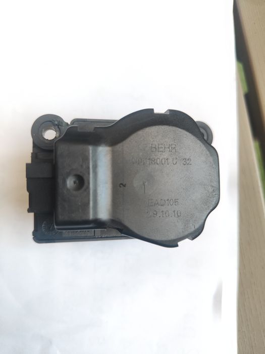 Motoras (selector) clapeta aeroterma Opel Astra J 2010 original Behr