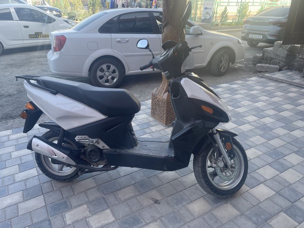 Skuter, LIFAN LF125T-26