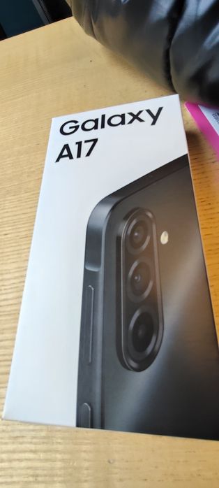 Vand samsung a17 4g sigilat