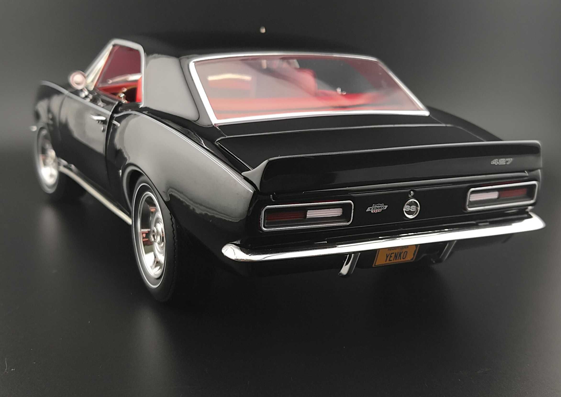 Macheta 1:18 Chevrolet Camaro Yenko SS 427 "30th Anniversary"Autoworld