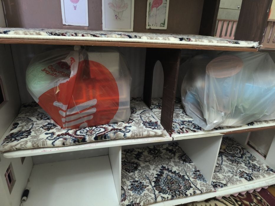 Кукольный дом с мебелью