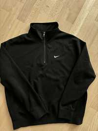 Блуза Nike.