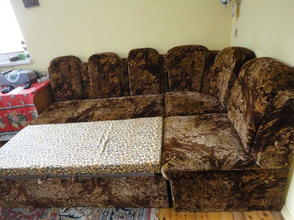 Продавам разтегателен диван - 120 лв.