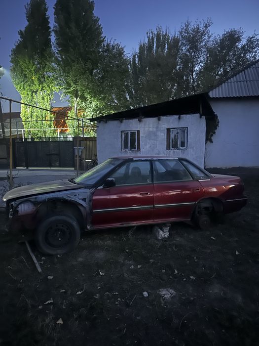 Продам машину субару