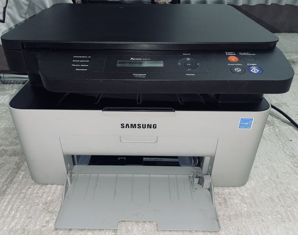 Продам в отличном состоянии Xpress M2070