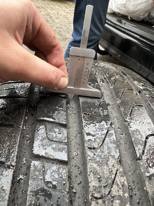 Anvelope vara 255/45 R19 2Continental+2Pirelli