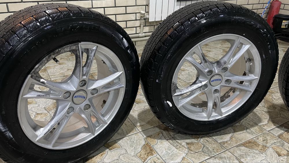 Диски с зимней резиной R15