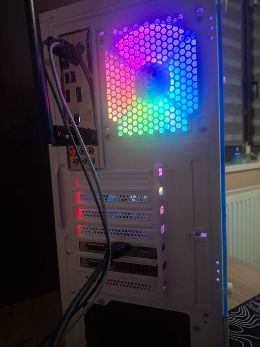 Pc gaming foarte bun