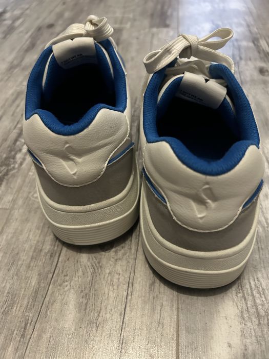 Adidasi Skechers,mar 42