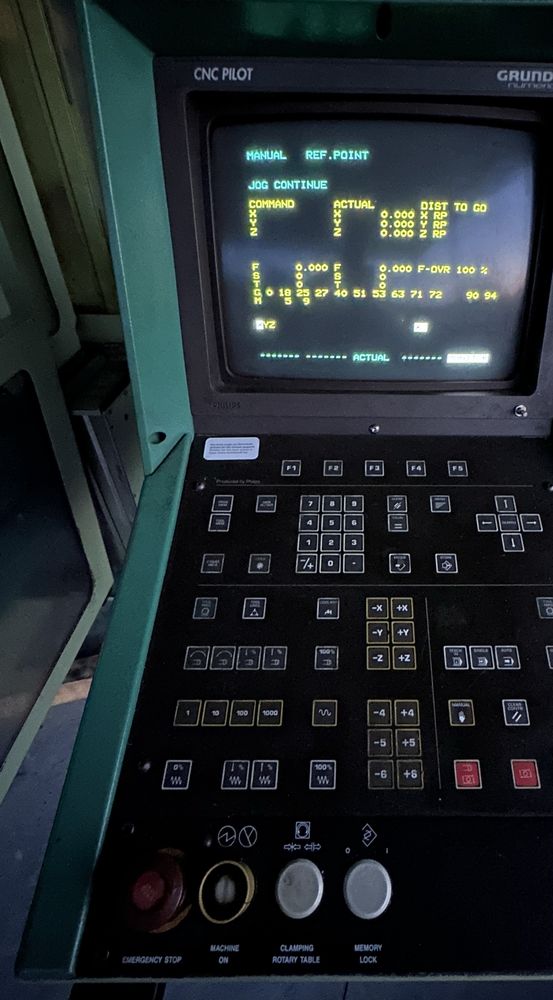 Инструментална CNC Фреза с ЦПУ MAHO 800E