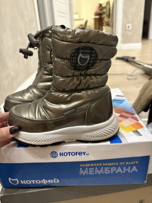 Зиинии сапоги на девочку