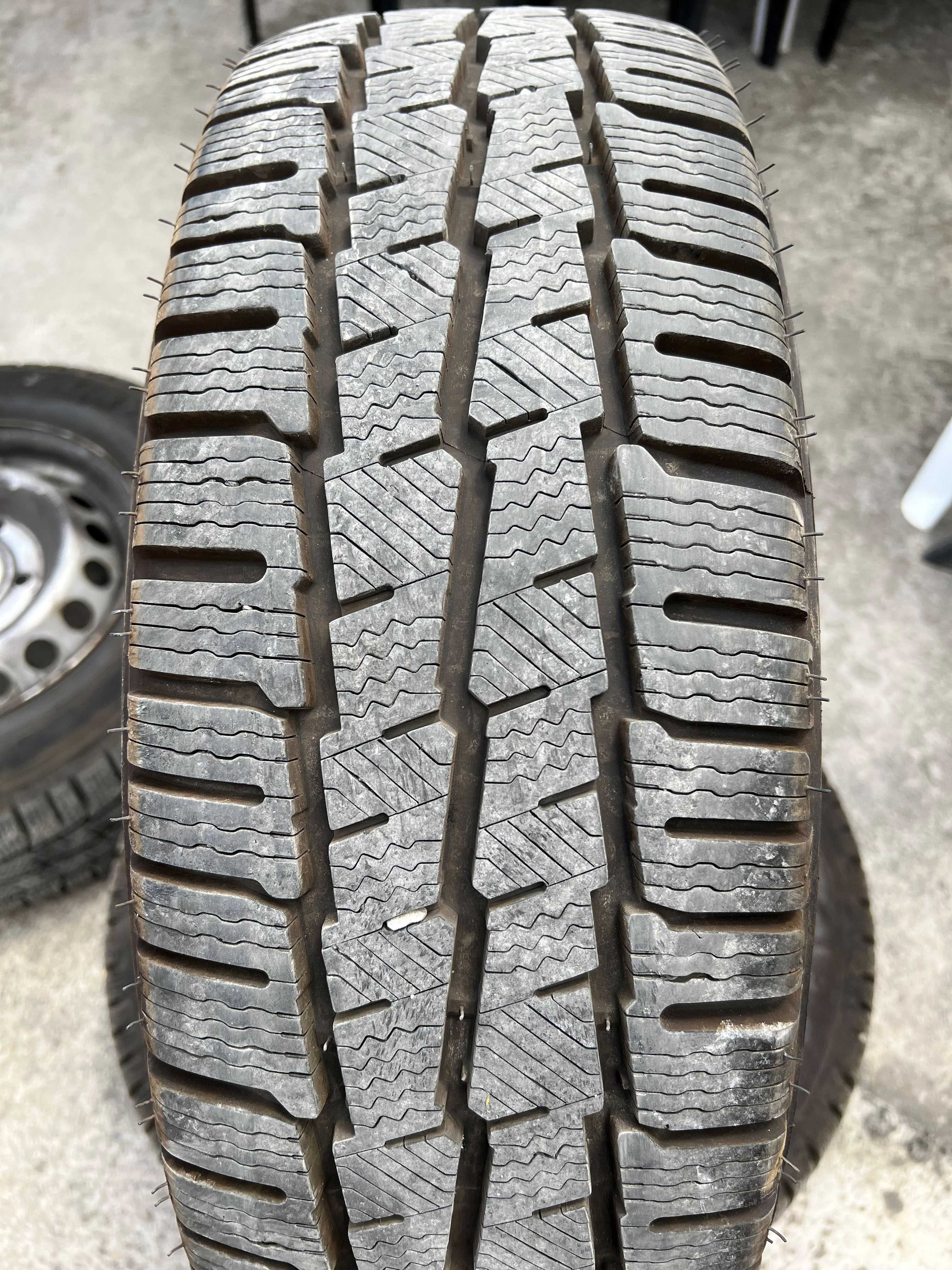 НОВИ гуми Michelin 215/65/16C с джанти 6.5Jx16 ET60 5x160 за Форд/Ford