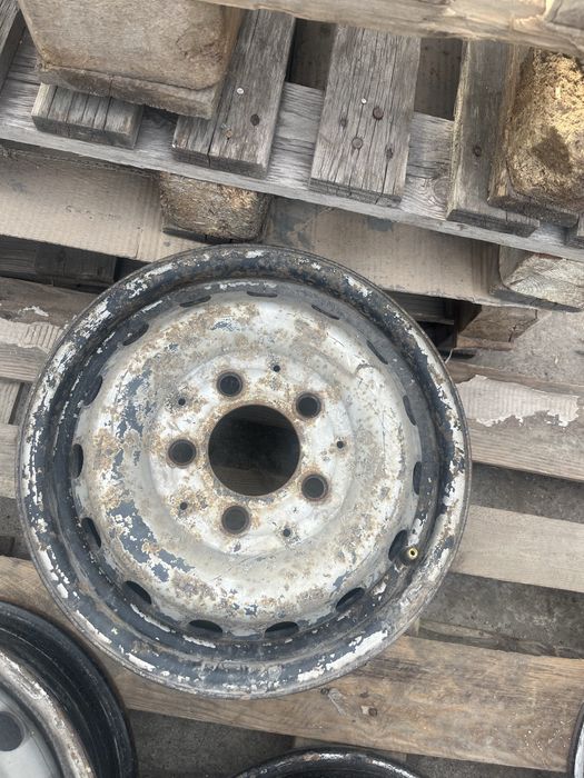 Джанти за Mercedes Sprinter!Единична гума!