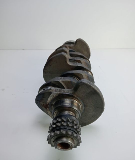 Arbore cotit vibrochen  R61100 Mercedes-Benz Sprinter prima generatie