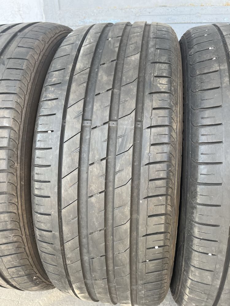 4 бр. летни гуми 245/45/20 Nexen DOT 0520 4-5 mm