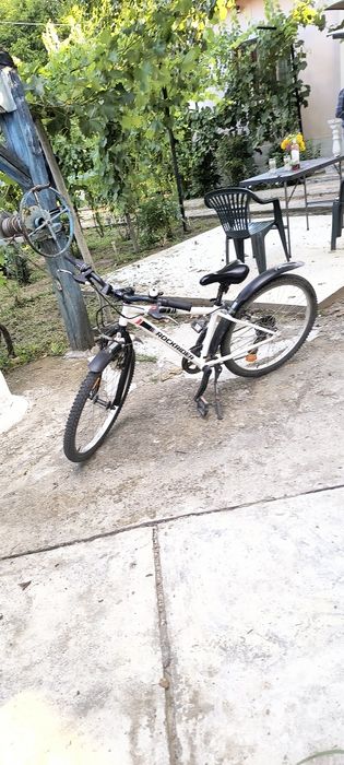 Vând urgent  rockrider st 100  complet funcțional