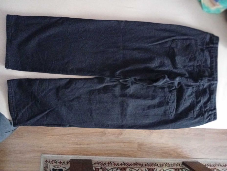 Мъжки черни дънки. Чисто нови.