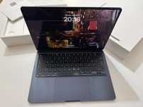MacBook Air 13" M2 Chip 8-CPU, 10- GPU, 8 RAM, 512 SSD