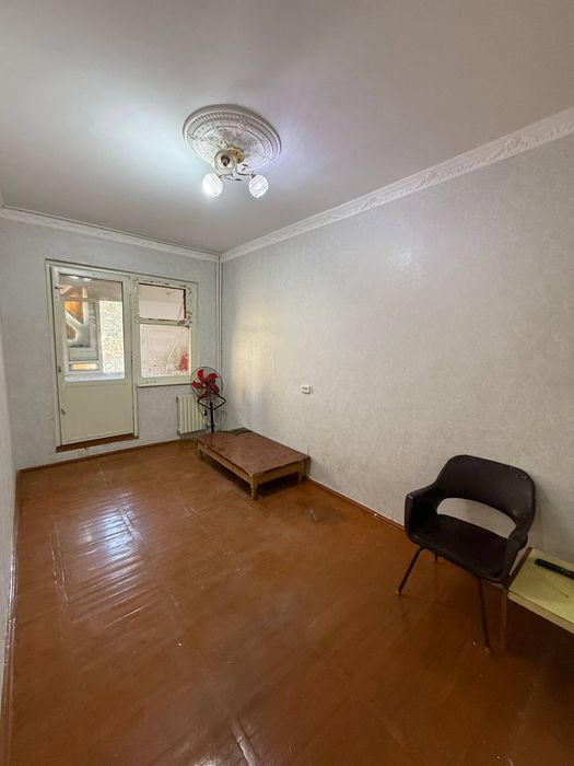 Продаётся квартира Чиланзар 18 квартал 1/4/9