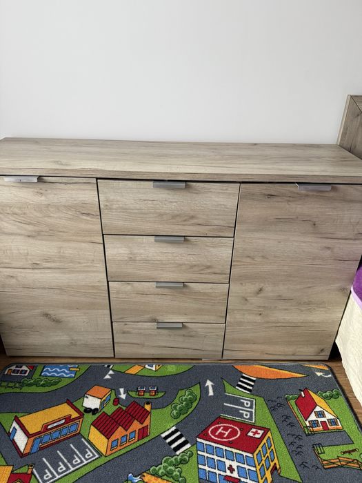 Vand mobila dormitor,pat dormitor,dulap,comoda plus saltea