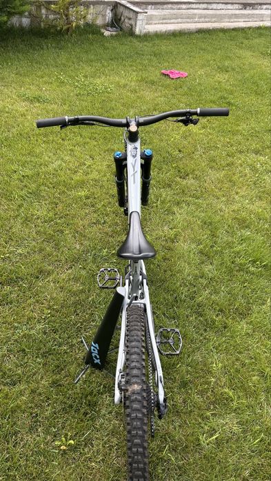 YT Capra Core 2 MX