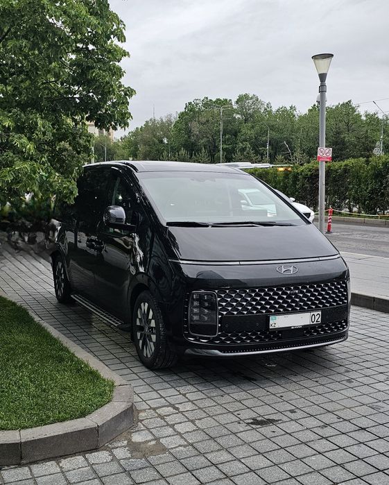 Аренда минивэна с водителем в Алматы, аренда авто, заказ микроавтобуса