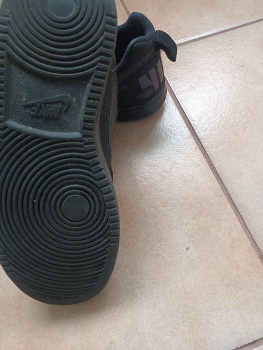 Vand pantofi NYKE,originali