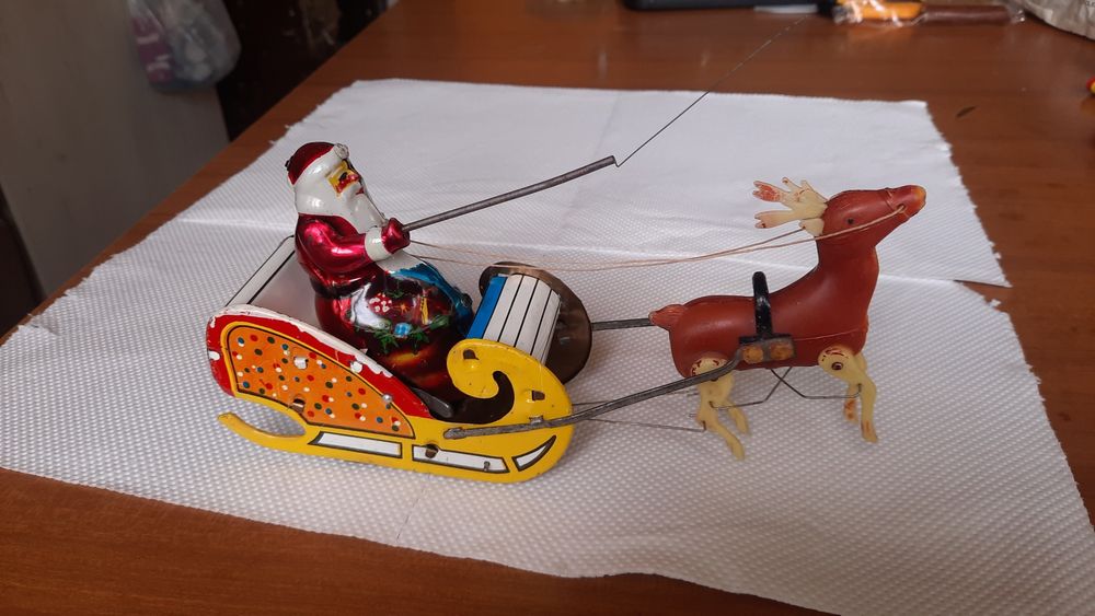 Mos Gerila jucarie veche romaneasca de colecție Mos Craciun tabla