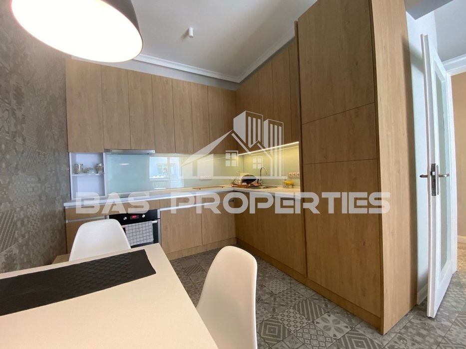 Дава се под наем Двустаен апартамент в София, Център - 68 кв.м за 990 € - Снимка #6