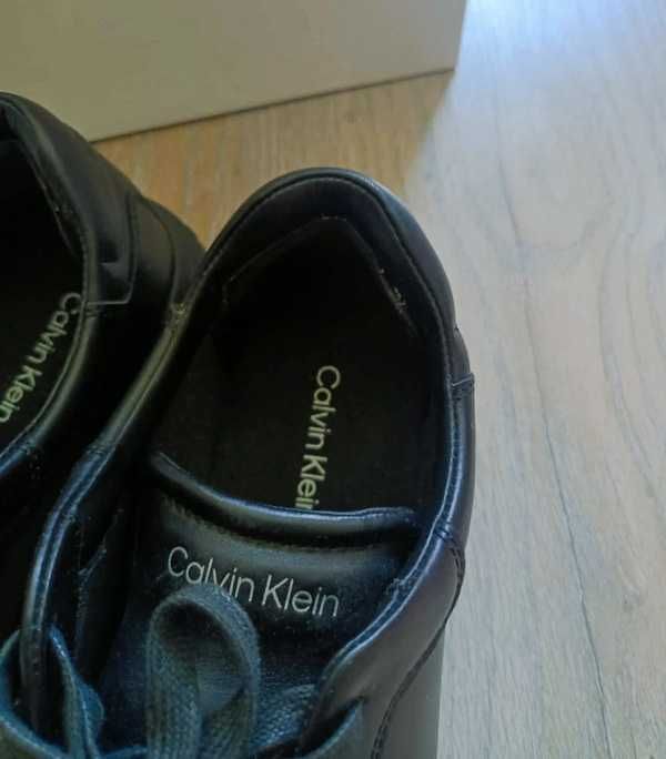 Adidași Calvin Klein ca noi 44