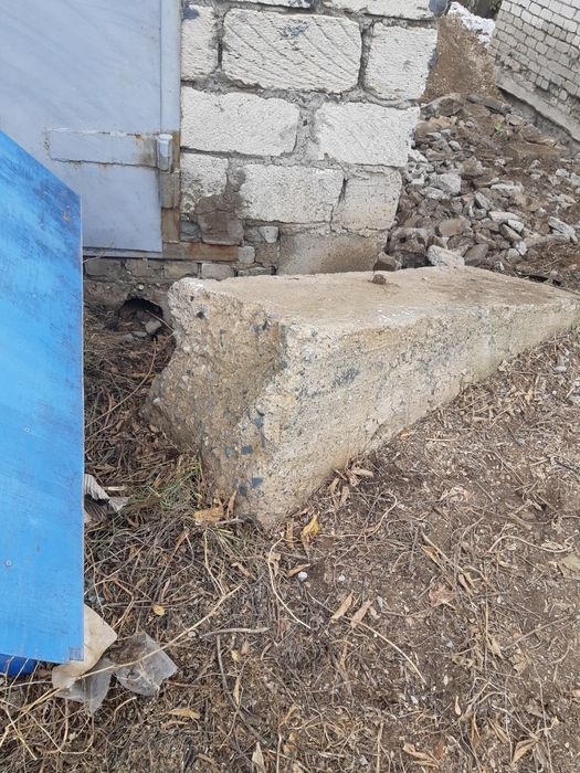 Продам блоки под фундамент