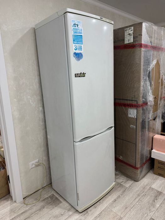 Продам холодильник