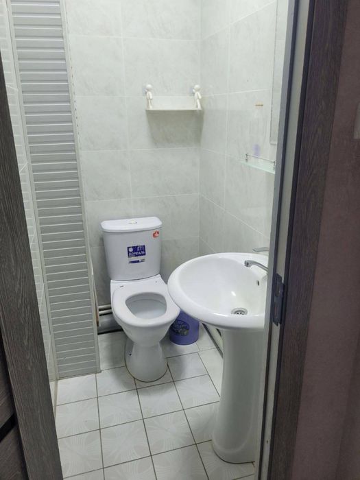 sergeli 8da kvartira sotiladi