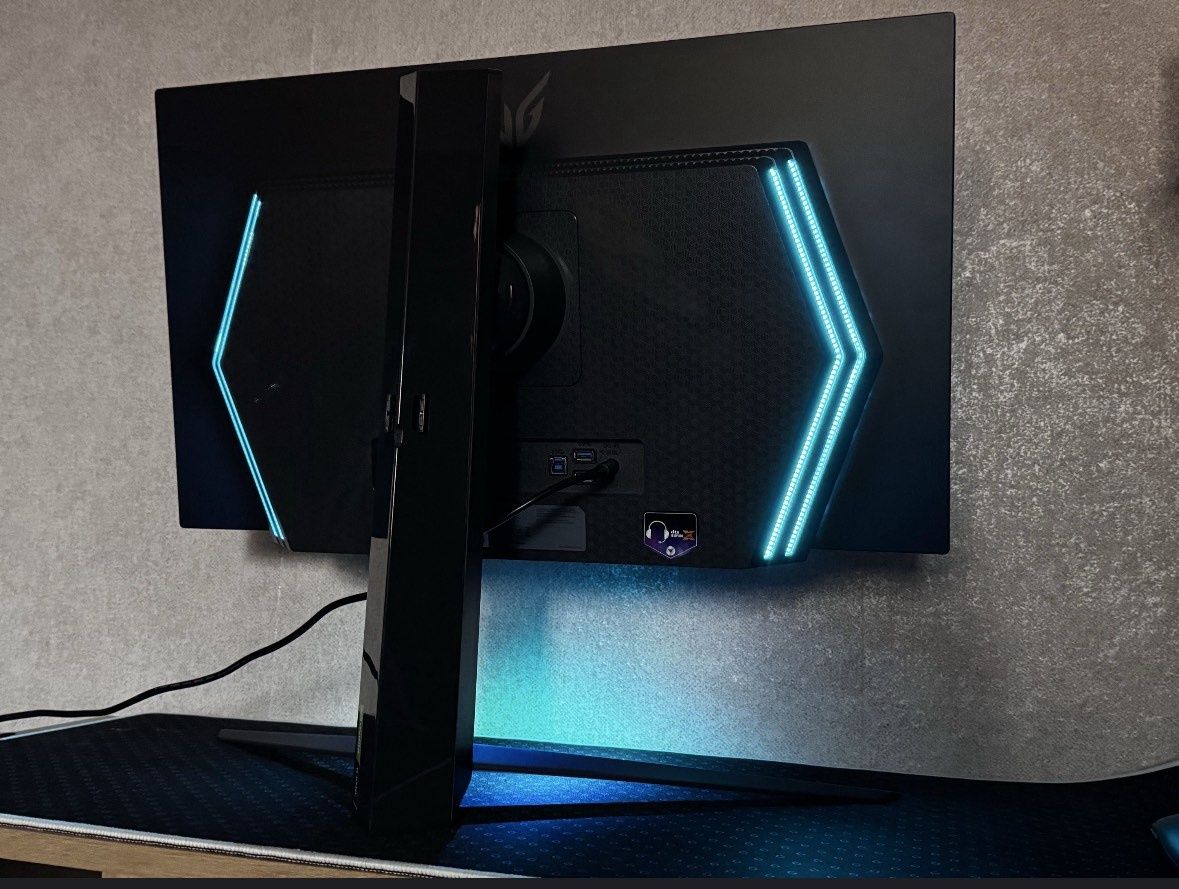 Lg oled 240hz Gaming монитор 27