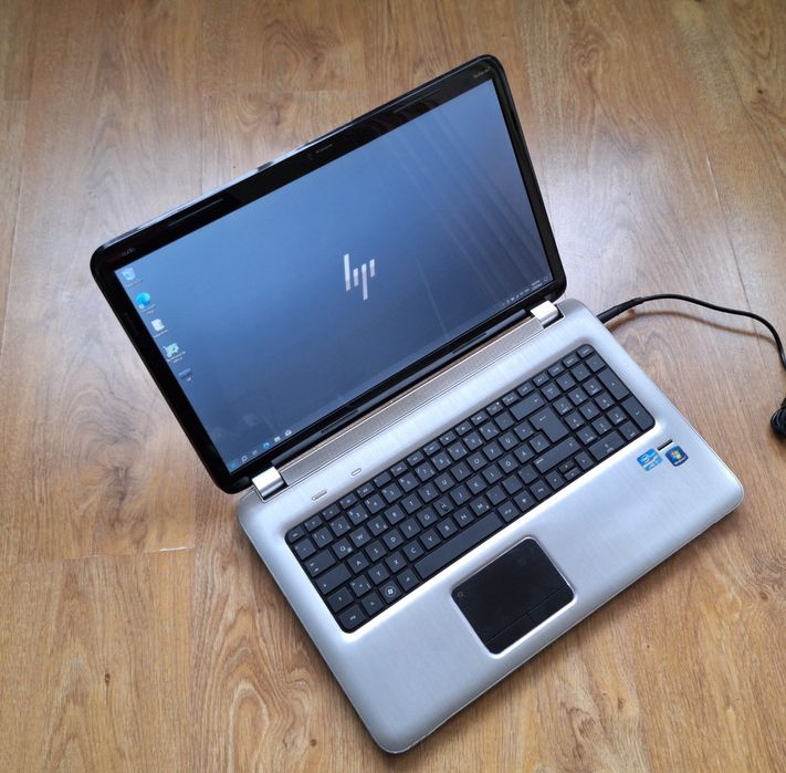 17.3' HP Pavilion Intel Core i7-2630QM/8GB DDR3/Intel HD 3000/750GB