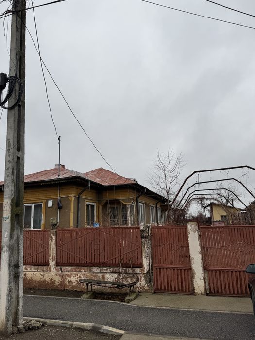 Casă de vânzare în Comuna Drăghiceni
