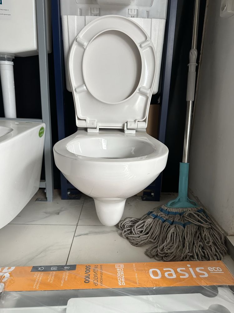 Grohe Instalatsiya va unitaz Grohe инсталля́ция